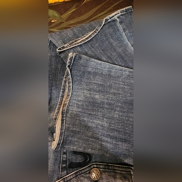Rock & Republic Women's Jeans - Picture 2 of 4